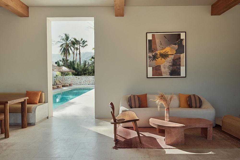 Boni Beach Lombok lobby with pool view